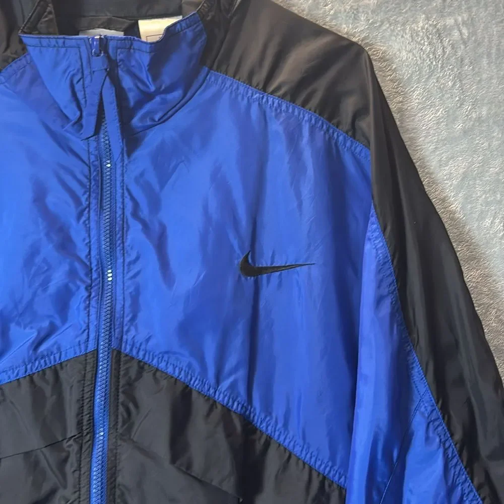 Nike Navy Black Logo Windbreaker Lightweight Vents Size XL